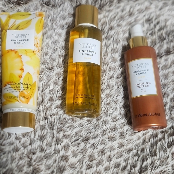 VS “Pineapple & Shea” Glow Body Lotion & body mist & tanning water - Picture 1 of 4